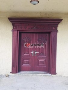 Victor Door