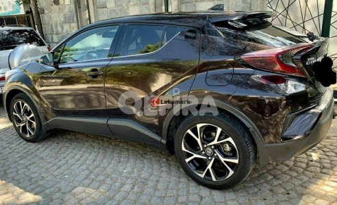 TOYOTA CHR